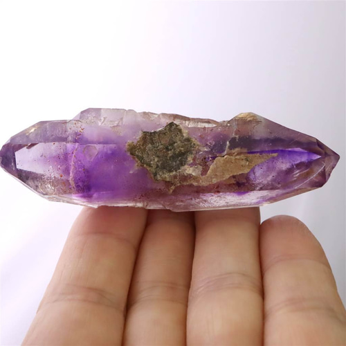 ブランドバーグ産 アメジスト エレスチャル原石 曲がり水晶 D.T.