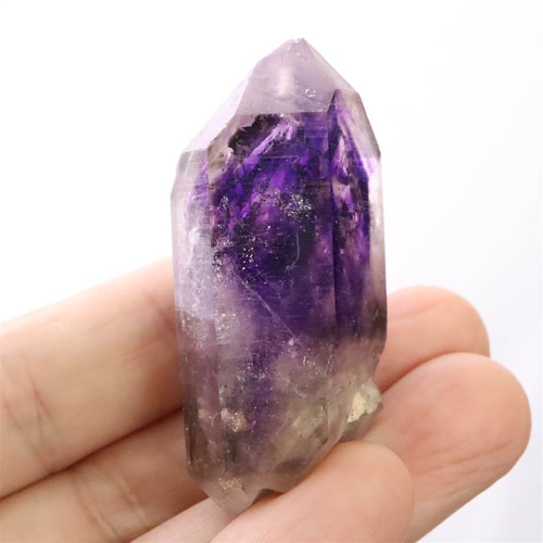 ブランドバーグ産 アメジスト エレスチャル原石 D.T. ファントム 気泡