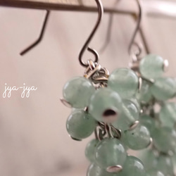 beads earrings ＊ グリーンジェード（天然クォーツァイト） 3枚目の画像