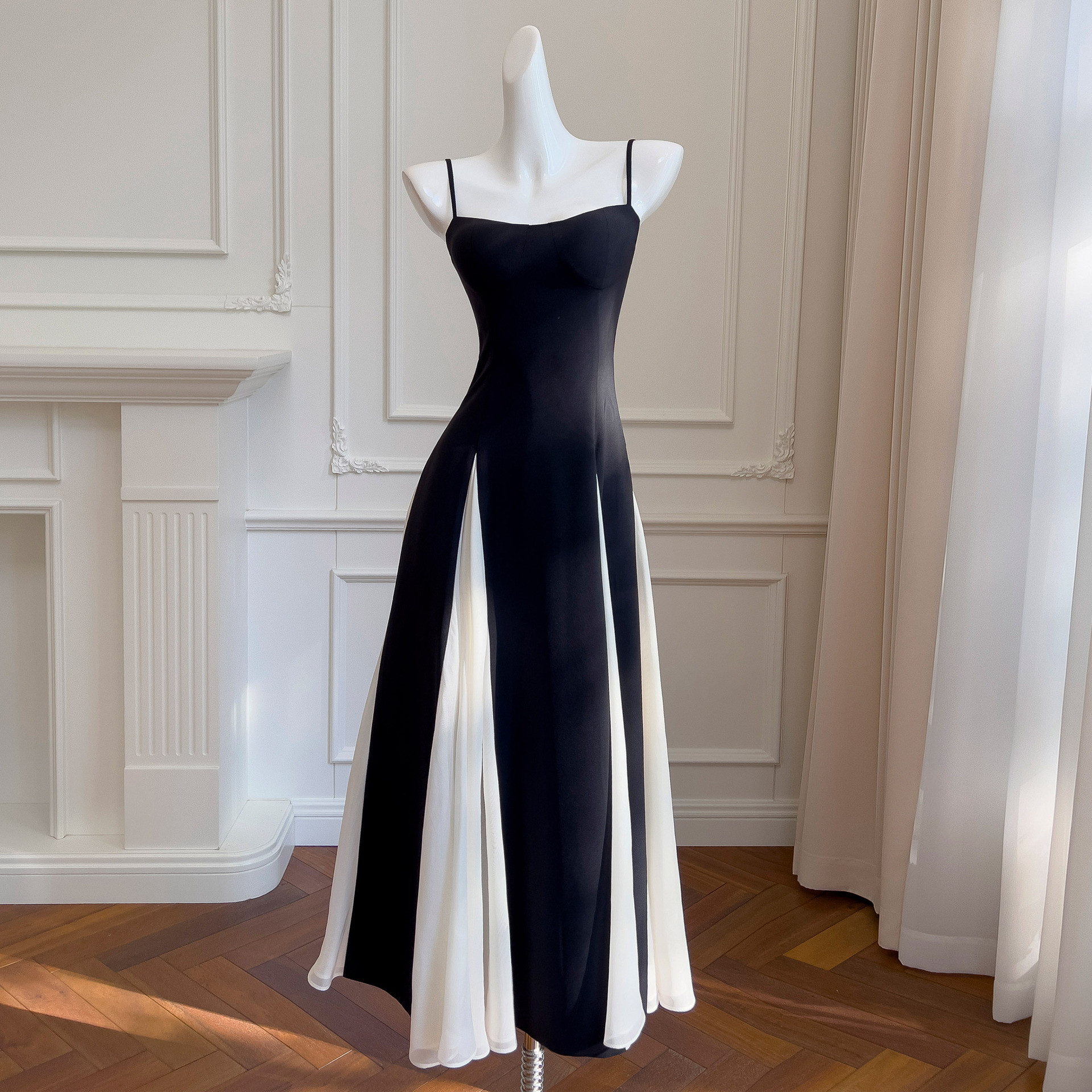 ドレス パーティー ウェディング ワンピース ロング プリンセス 黒白 上品 高級感 優雅 韓国風 結婚式 お呼ばれ