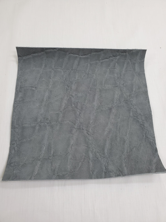 エレファントレザー ゾウ切り革 グレー 2枚目の画像