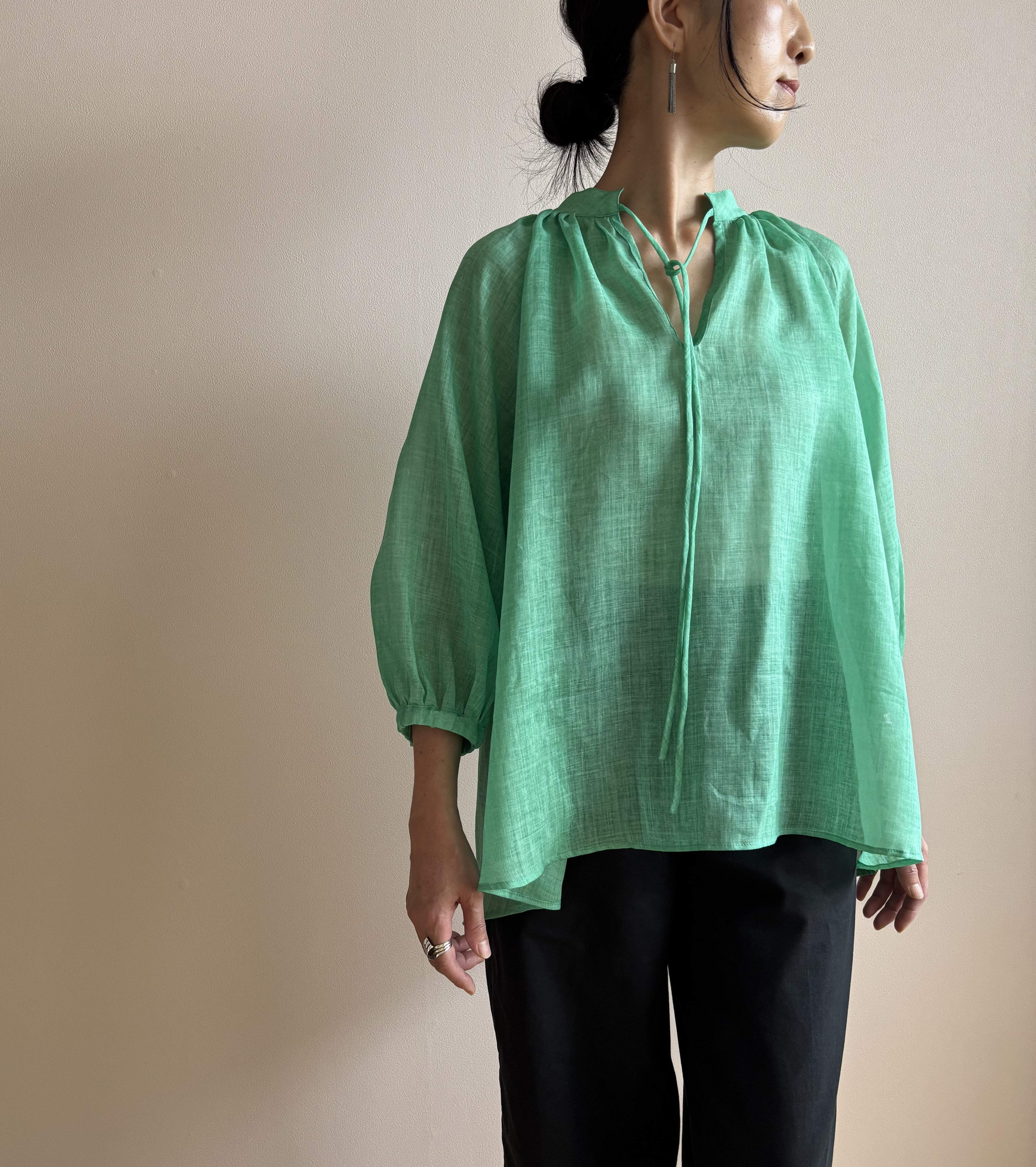 新作＊イタリア製リネン100%＊ギャザーブラウス＊グリーン＊フリーサイズ