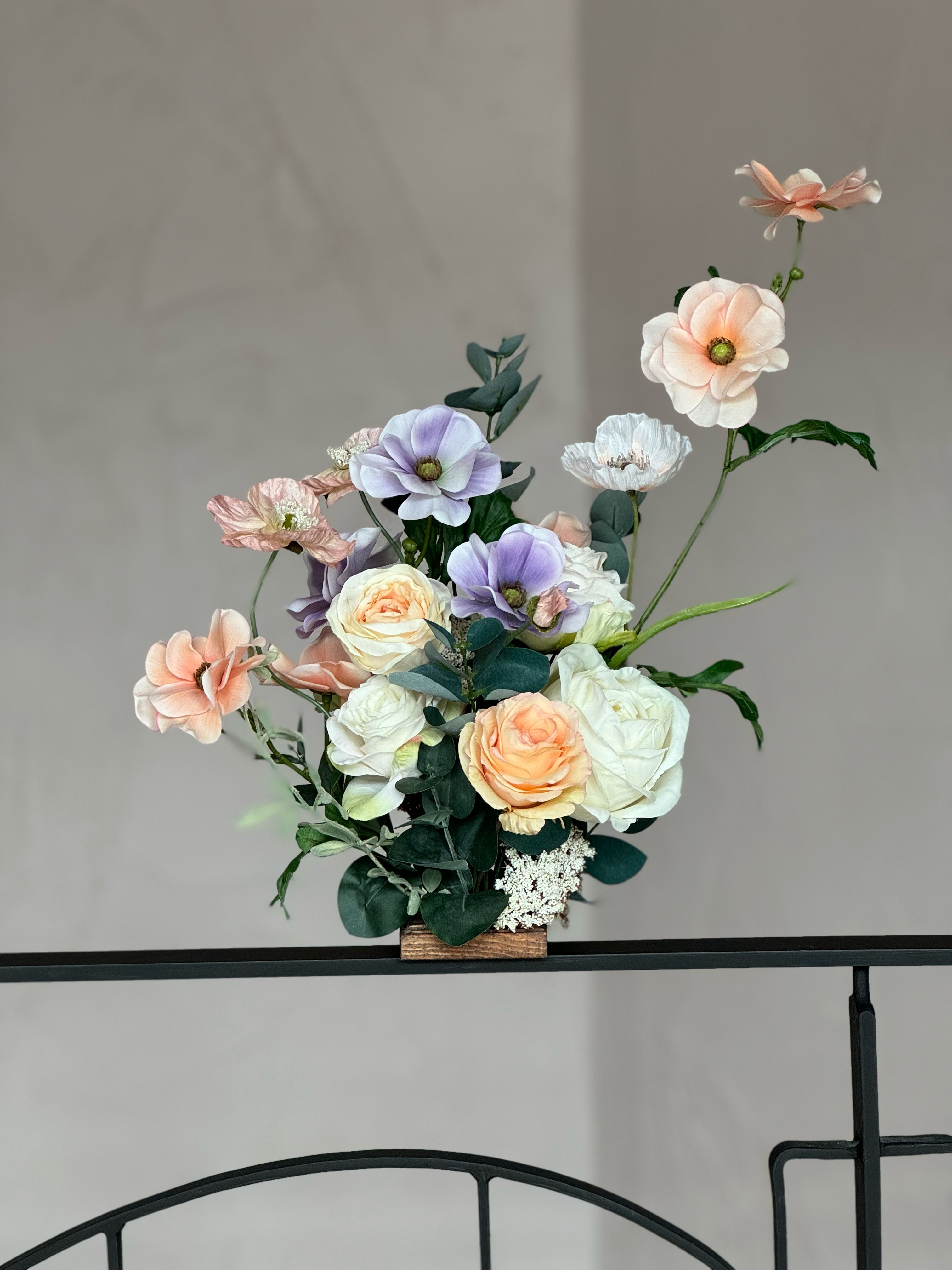 【送料無料】【即納】暑い夏もお手入れのアーティフィシャルフラワー　アレンジメント　花器いらず　ポピー　インテリア