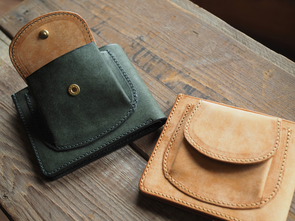 [zoccolo]harf wallet/ 馬蹄型外付けポケットの二つ折り財布 8枚目の画像