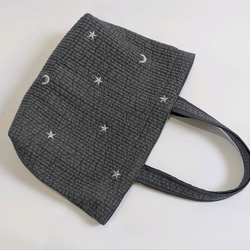 ✱受注制作✱  LLサイズ  ヌビバッグ ダークグレー×ムーンスター刺繍 ハンドメイド 2枚目の画像