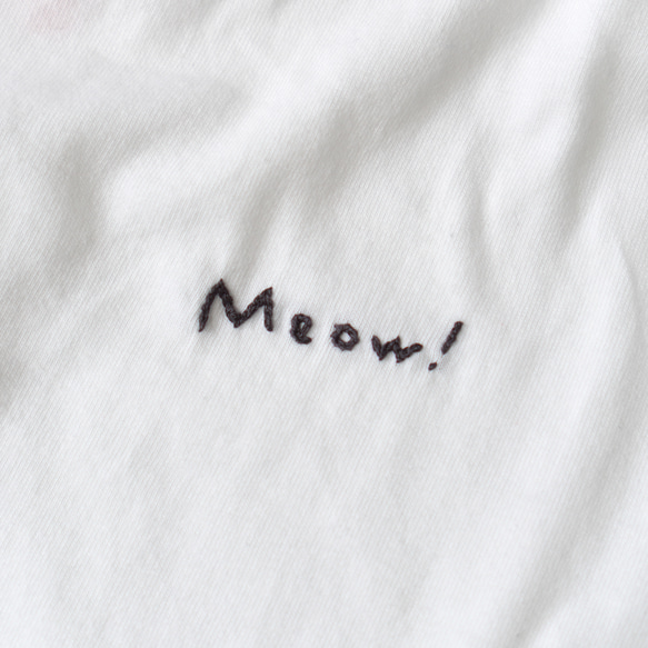 【手刺繍】ロンT登場！やんのかニャンコTシャツ – 背中で語るTシャツ / 猫モチーフ・ユニセックス 4枚目の画像