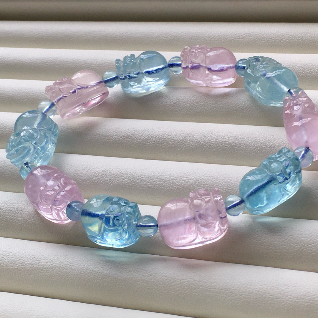 「夏」モルガナイトブレスレット　8.9mm 天然石　4月誕生石恋愛成就、結婚願望