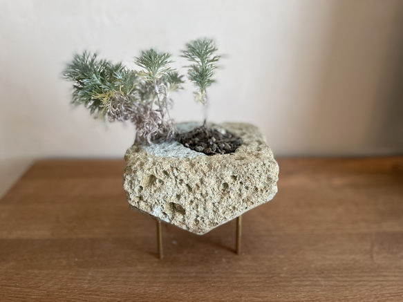 大谷石｜ストーンポット（石鉢・植木鉢） 一輪挿し・花瓶・花器