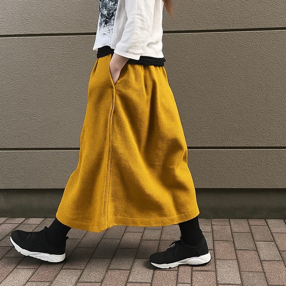 ■週末3天享85折優惠■由超長裙愛好者打造，步履輕盈，搖曳生姿。夏季彈性亞麻喇叭長裙 第3張的照片