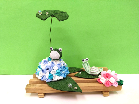 紫陽花　かえる　かたつむり　つまみ細工 2枚目の画像