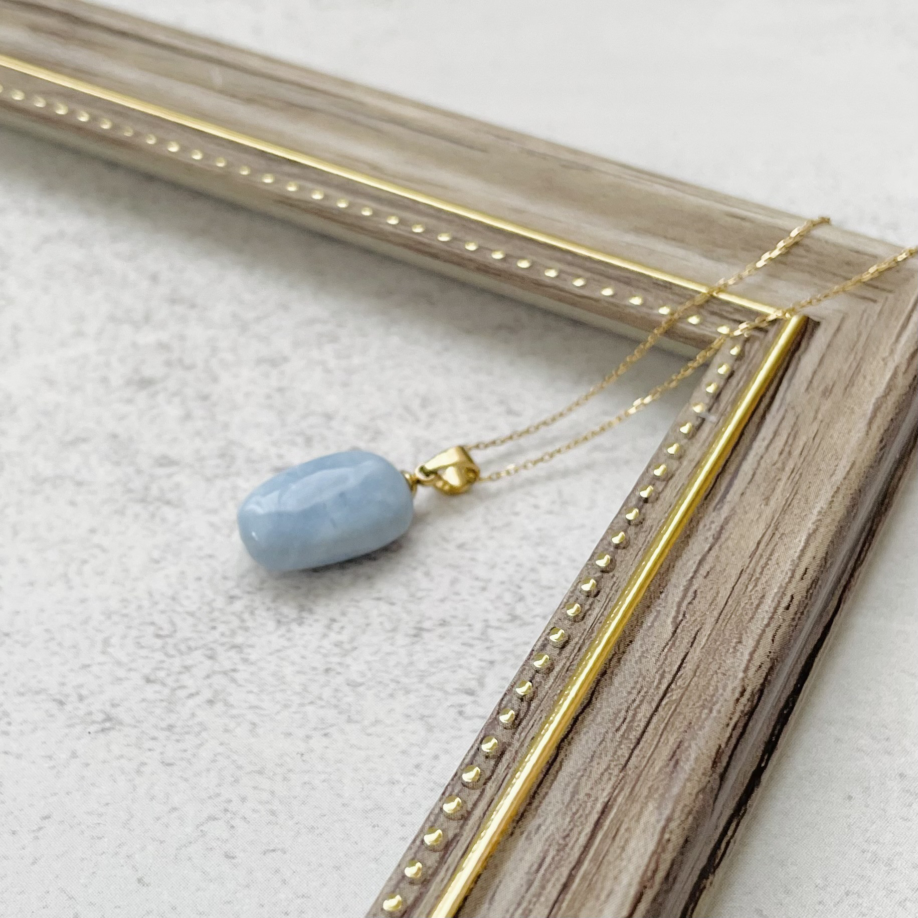 ブルーオパール♪ペルー産　天然石ネックレス　金属アレルギー対応長さ調整可　SUS316Lサージカルステンレス　オーバル