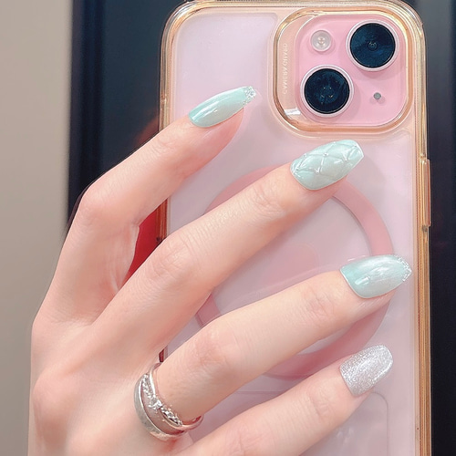 爽やかさに甘さを添えて】キルティング マグネットネイルチップ ミント