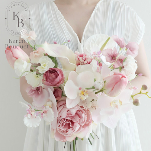 ブートニア付】芍薬とチューリップ、桜、胡蝶蘭のピンクブーケ ブーケ