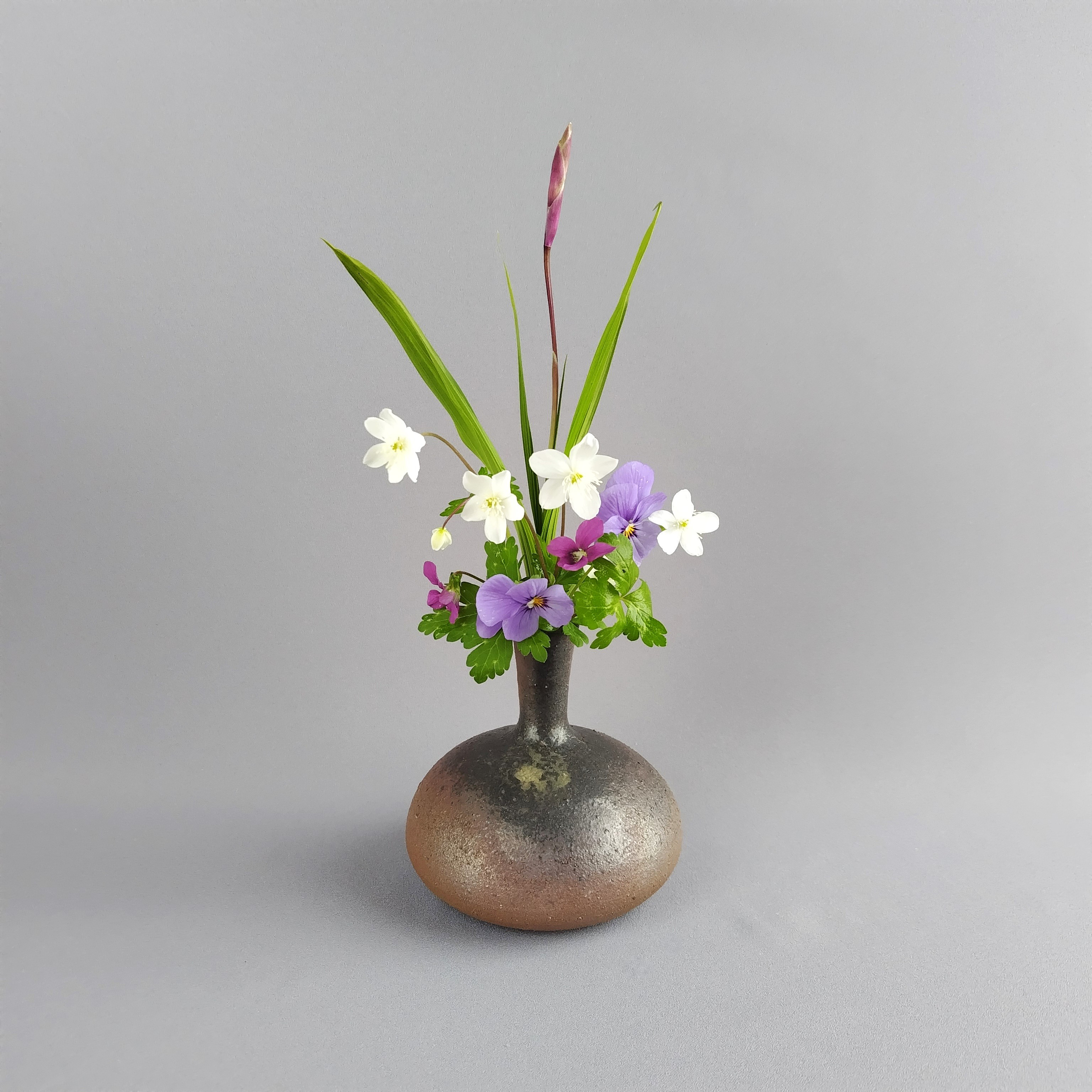 花入れ　焼締め　薪窯　【商品番号：00708】