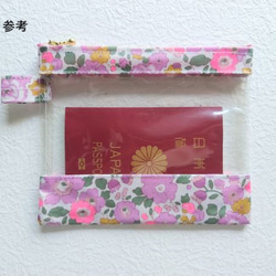 S　16.5×14　アナベラ　ベッツィアングラフィティ　リバティ　ラミネート　♡花柄の上にスプレーで描かれたハート 8枚目の画像