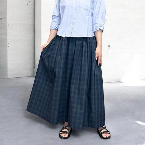 年中着れる♪ブラックウォッチタータンチェック♪綺麗めタイプライター