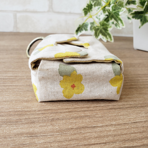 3つ持ち運べる ポケットティッシュケース 北欧 花柄 ちょうちょ柄 吊り
