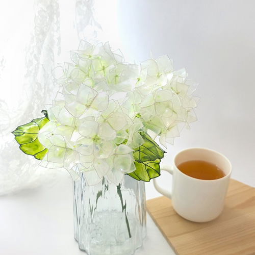 あじさい】光を透す紫陽花 / 誕生日・ギフト・インテリア・一輪挿し