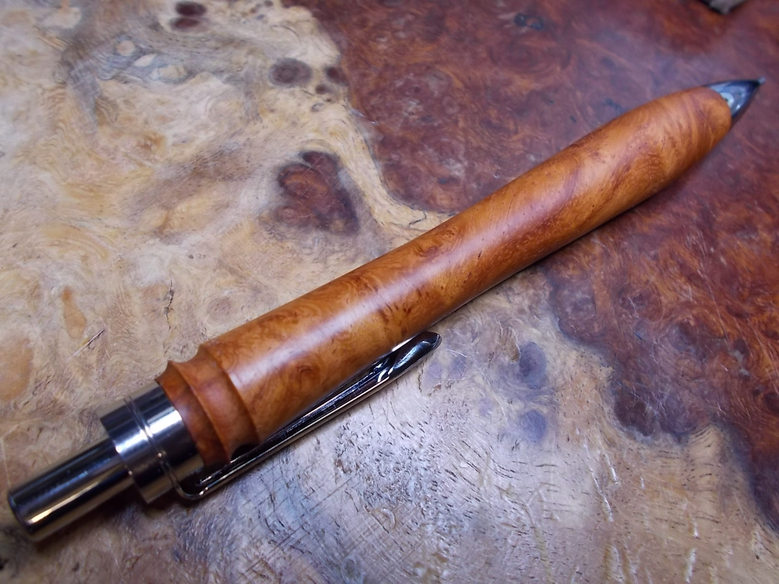 花梨の瘤 　０.5㎜　シャープペン　　　手作り一品物　プレゼント、記念品に！