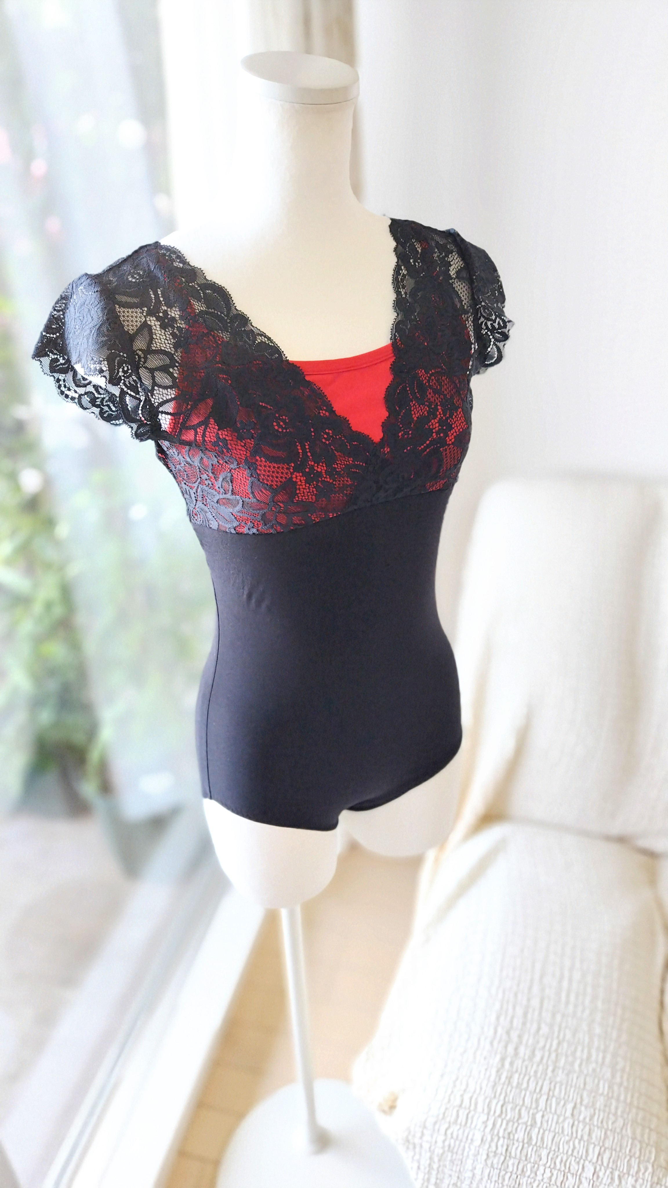 赤に黒レースでドンキホーテのキトリ♥️をイメージしたバレエ