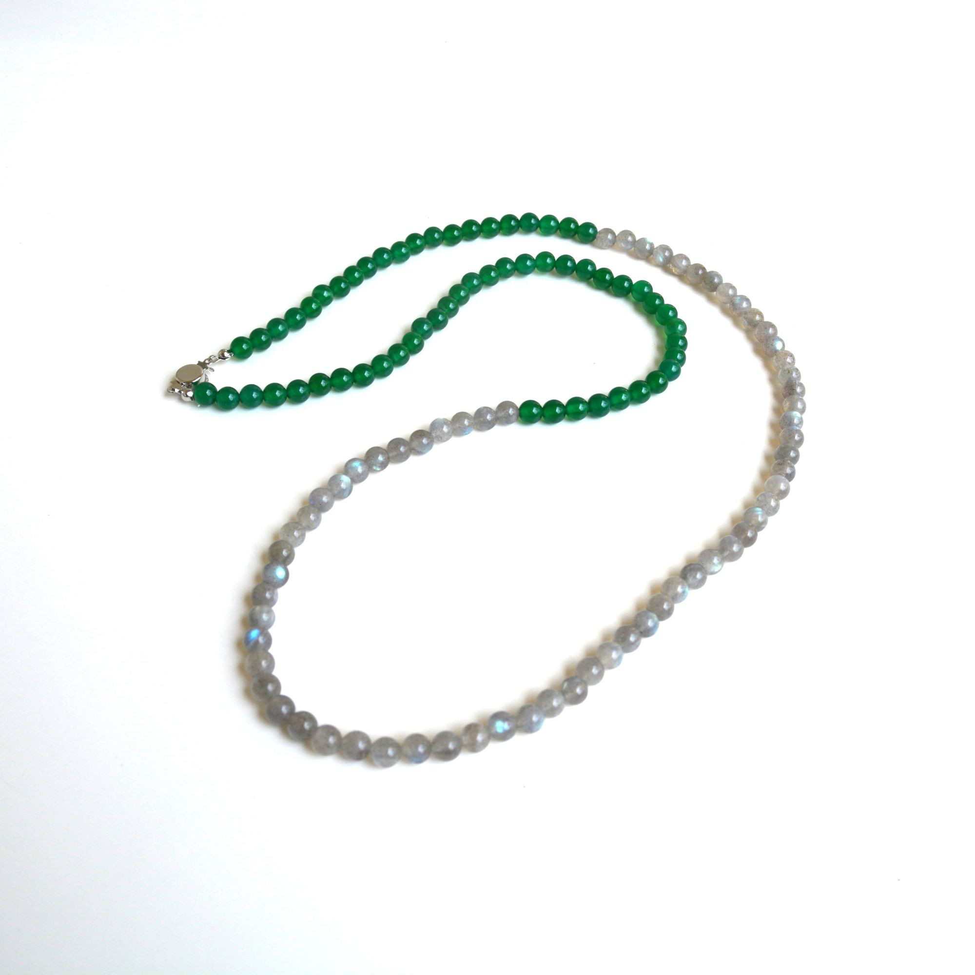 ラブラドライト＆グリーンメノウ（緑瑪瑙）のロングネックレス＊78ｃｍ＊6ｍｍ★送料無料♪