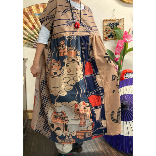 猫柄と草津温泉の手ぬぐいと浴衣の柿渋染めロングチュニック