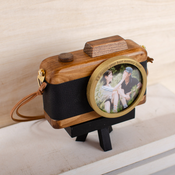 【父の日限定】メッセージカード付き　父の日ギフト｜名入れOK 木製カメラ型写真立て｜写真セット可 6枚目の画像