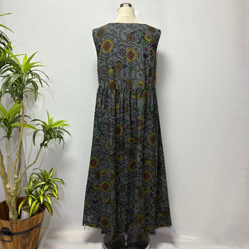 着物リメイク ギャザーワンピース 2WAY 花柄 ロング ノースリーブ 大人