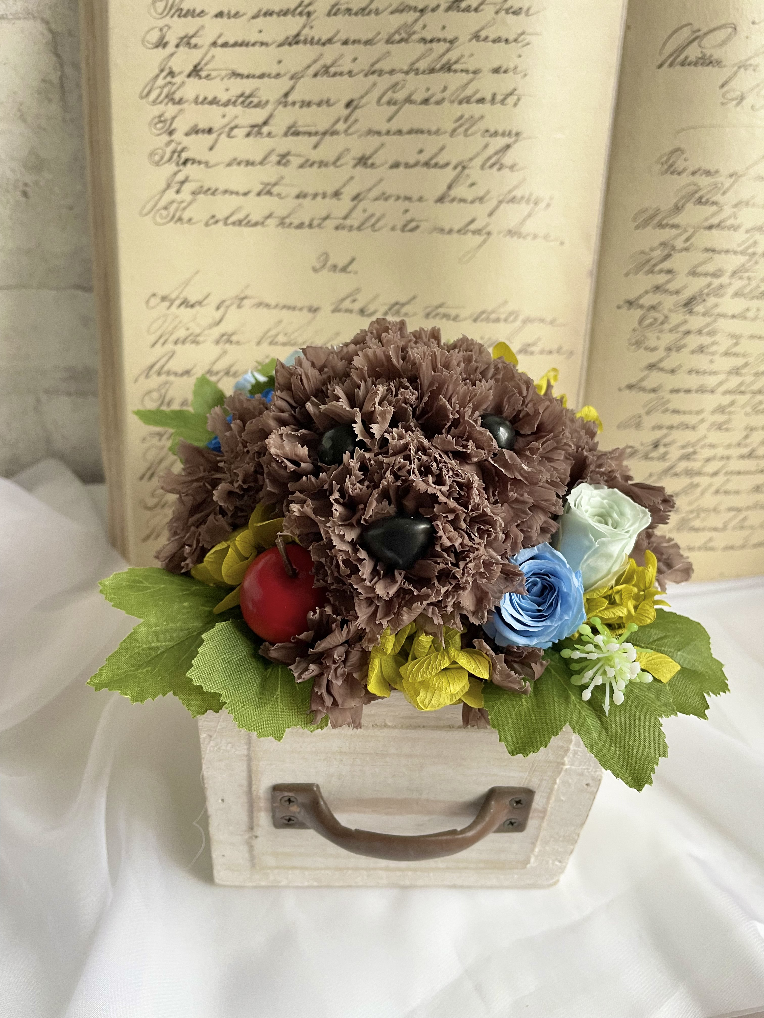 フラワーペットプードル(カーネーションの犬)犬好き　プレゼント　虹の橋　贈り物　仏花　うちの子