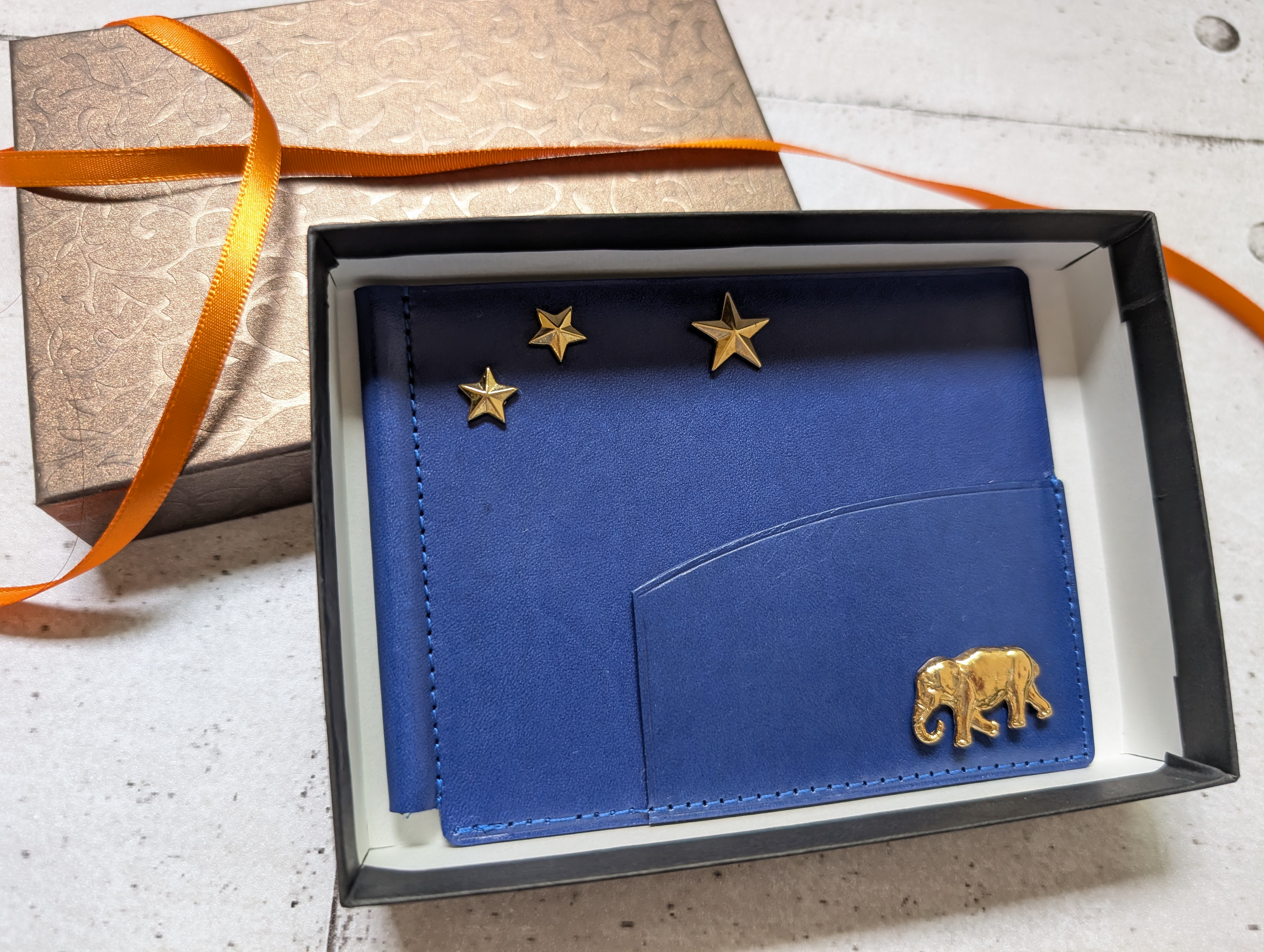 送料&ラッピング無料【ご自愛♥薄型スマート財布】ロイヤルブルー｜ルガト｜マネークリップ・本革ハンドメイド｜ぞう・星・愛