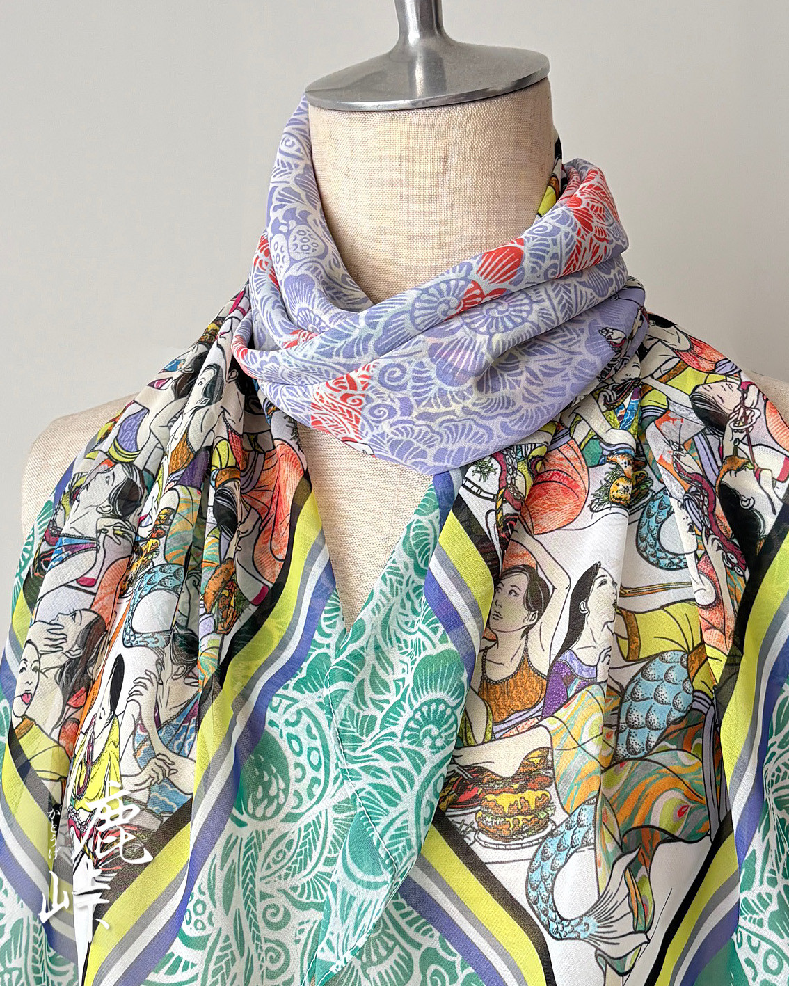 最後の晩餐風女子会絵柄シフォンスカーフ　サイズ95×95cm(ターコイズ系02)