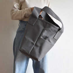CLOUCHY SHOULDER BAG（ダークグレー） 7枚目の画像