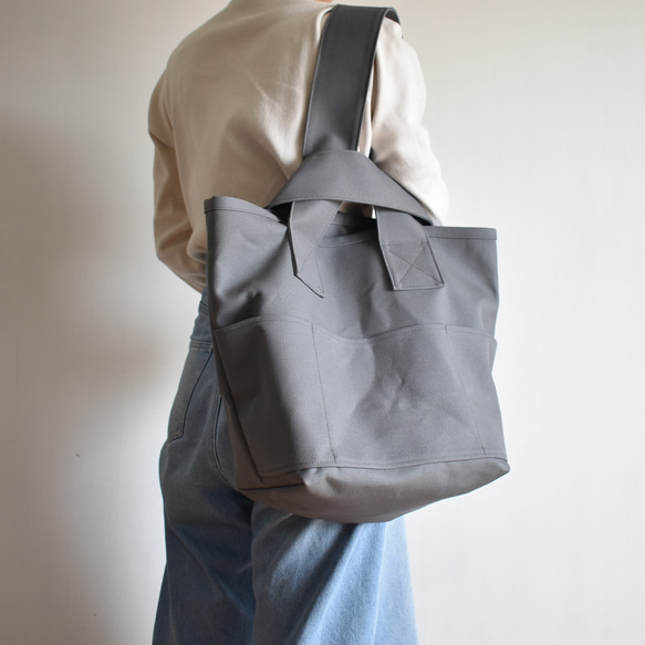 CLOUCHY SHOULDER BAG（ダークグレー） 1枚目の画像