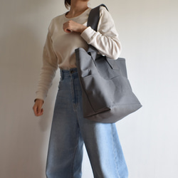 CLOUCHY SHOULDER BAG（ダークグレー） 9枚目の画像