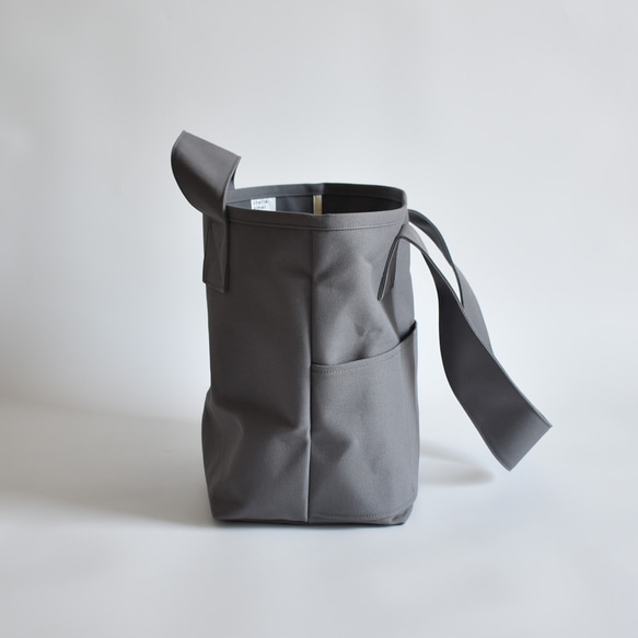 CLOUCHY SHOULDER BAG（ダークグレー） 15枚目の画像