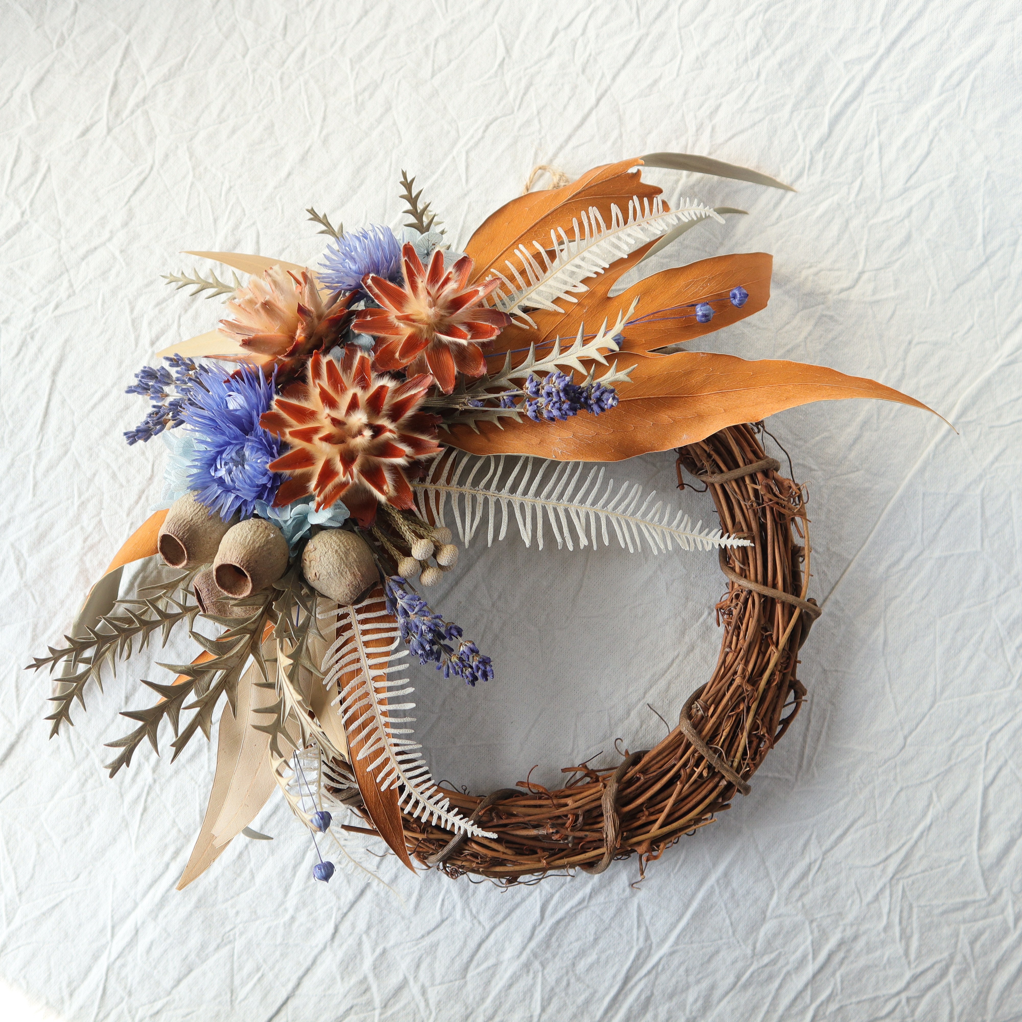 ワイルドフラワーのナチュラルリース