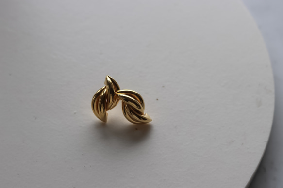 Knot  gold  14kgfピアス｜イヤリング｜アレルギー対応 13枚目の画像
