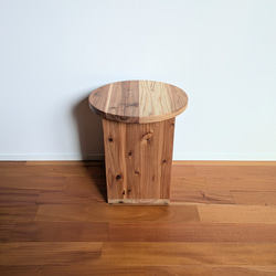 【round side table】　ソファテーブル/ナイトテーブル/サイドテーブル/ラウンド/円形/マガジンラック 9枚目の画像