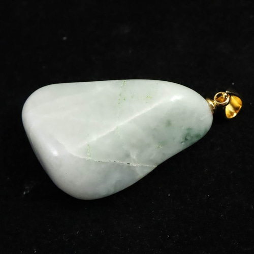 糸魚川翡翠 薄緑色 31mmフリーフォーム ペンダント 12.3g #97535
