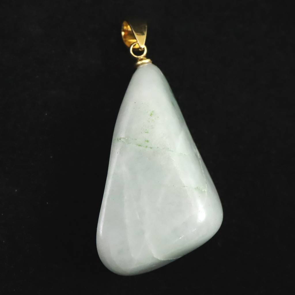 糸魚川翡翠   薄緑色　31mmフリーフォーム ペンダント  12.3g #97535