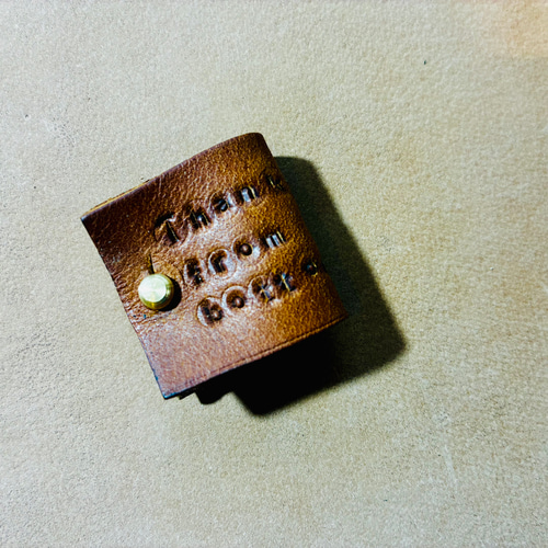 国産革•刻印無料』身近な物をお洒落に♪マルチレザータグ 10色展開