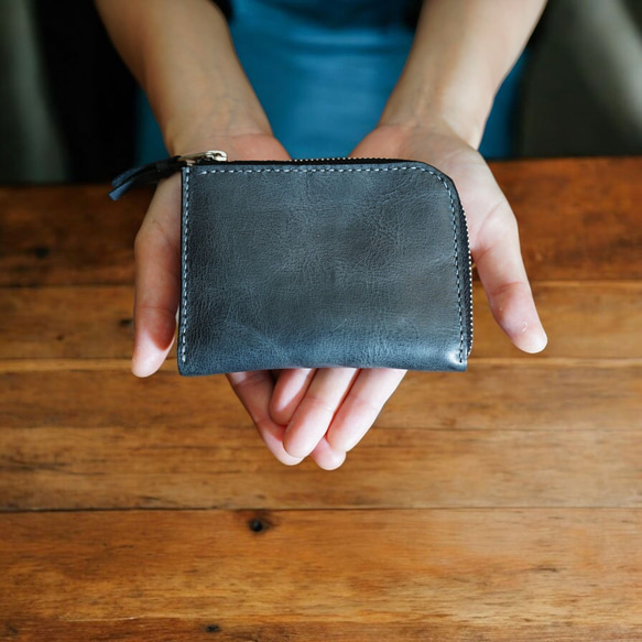 【即購入OK・正規品】Valextra ブルー ジップウォレット レザー 財布★ 財布＆革小物 | Valextra（ヴァレクストラ）公式オンライン