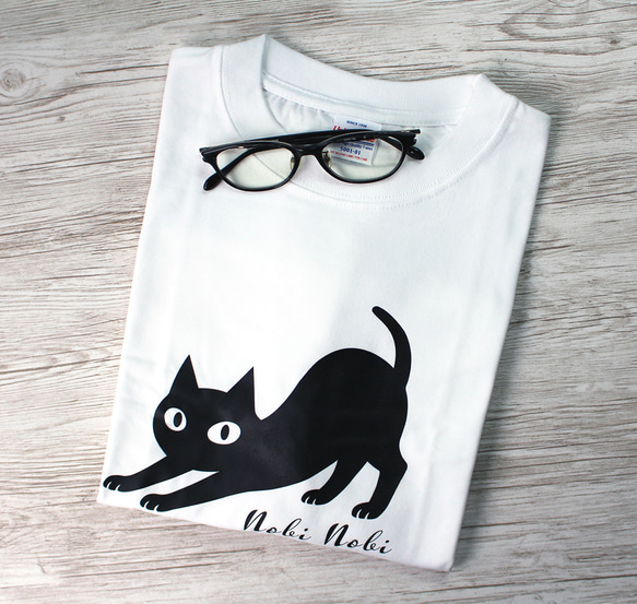 【2色展開】『nobi nobi』ネコ　Tシャツ／ホワイト　 メンズ・レディース・キッズ 1枚目の画像