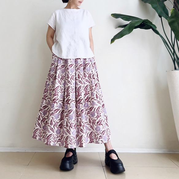 Cotton Batik 素材ロングスカート　* 銅板型押しタイプのロウケツ染め生地 *　 2枚目の画像