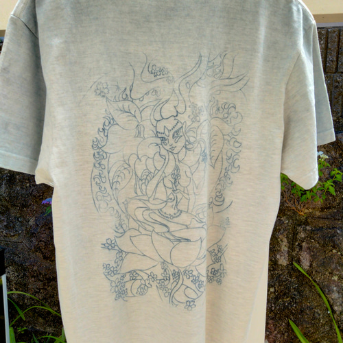 綿99]メンズ藍錠染め如意輪観音お守Tシャツ仏画和柄インド藍手染め