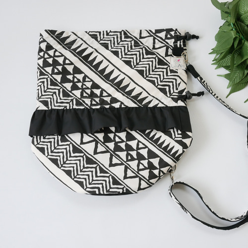 イプケース フリル ブラック×生成り フラダンス 楽器ケース その他