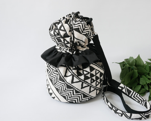 イプケース フリル ブラック×生成り フラダンス 楽器ケース その他