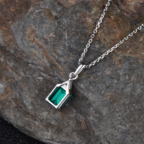 エメラルドグリーンストーン ネックレス 5月の誕生石エメラルドネックレス グリーンジェムストーン