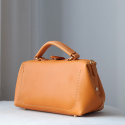 【特價促銷 - 略有瑕疵】超人氣！橫扣包 - 享38%折扣！ 第7張的照片