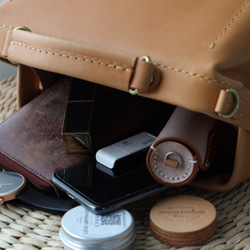 【特價促銷 - 略有瑕疵】超人氣！橫扣包 - 享38%折扣！ 第14張的照片